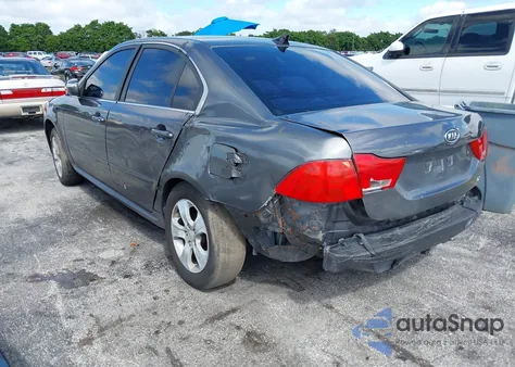 2009 Kia Optima Lx z USA, uszkodzony, nr VIN KNAGE228295310954